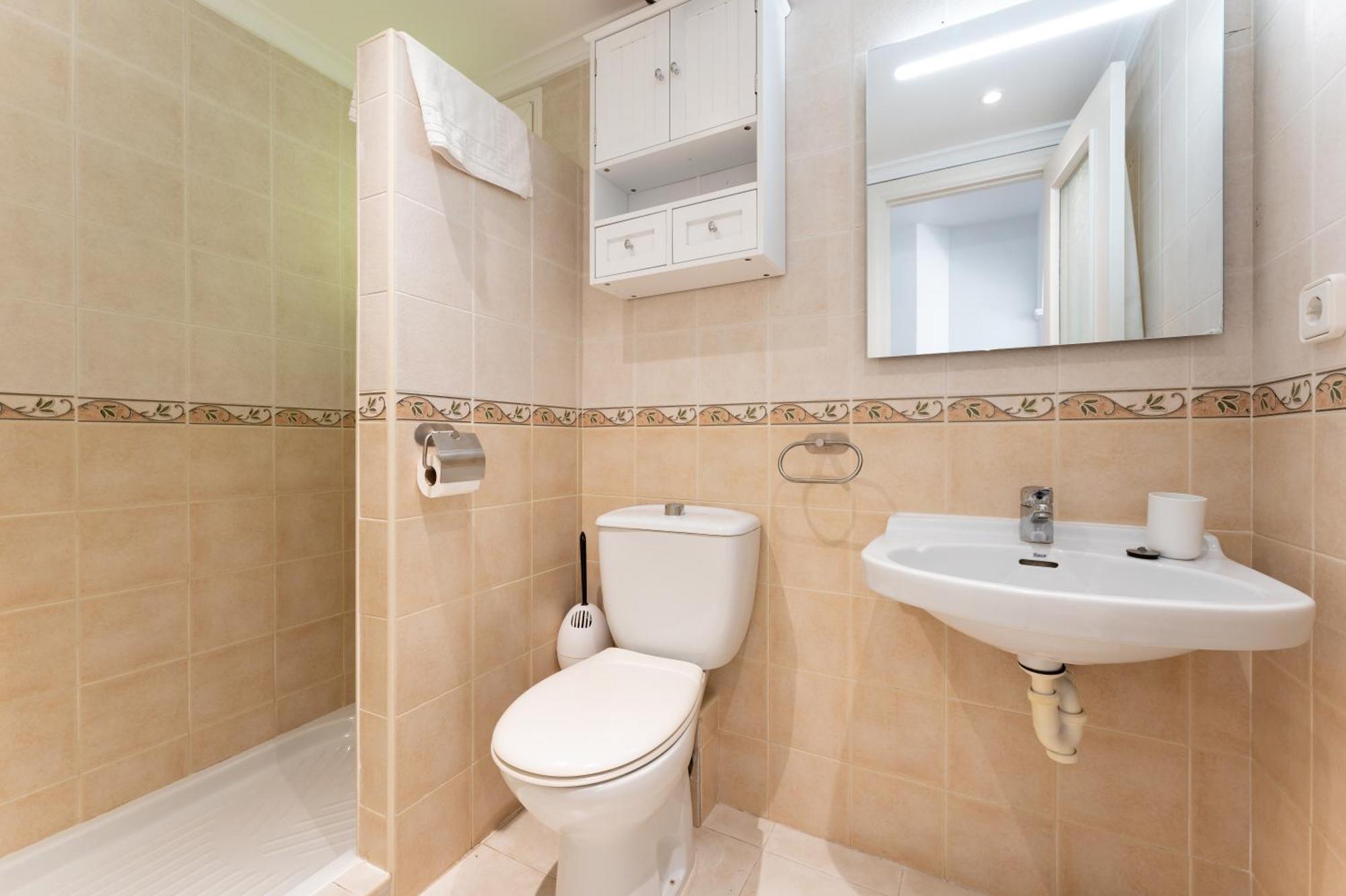 Appartamento Tropico Carihuela View & Parking Torremolinos Esterno foto