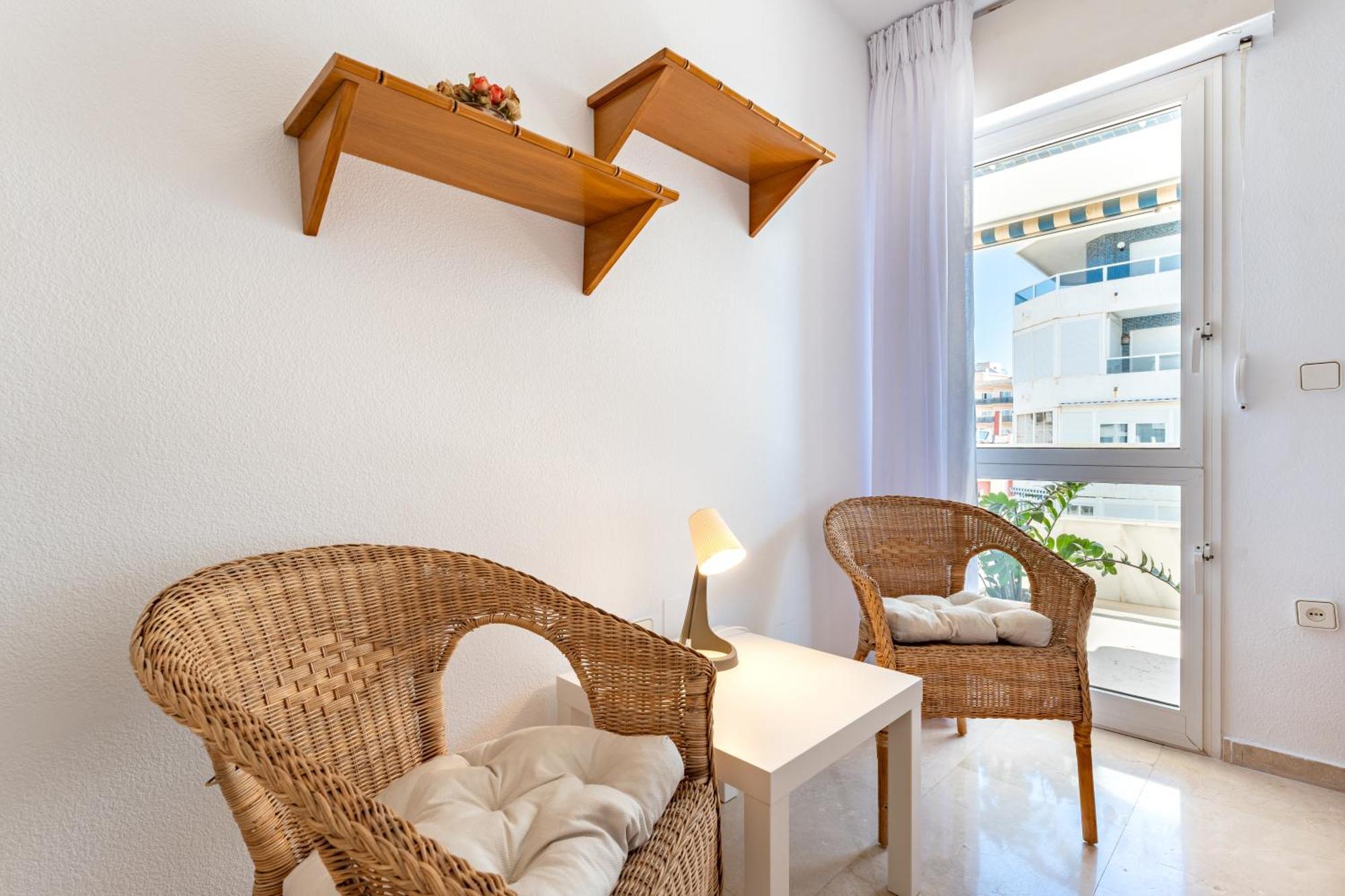 Appartamento Tropico Carihuela View & Parking Torremolinos Esterno foto